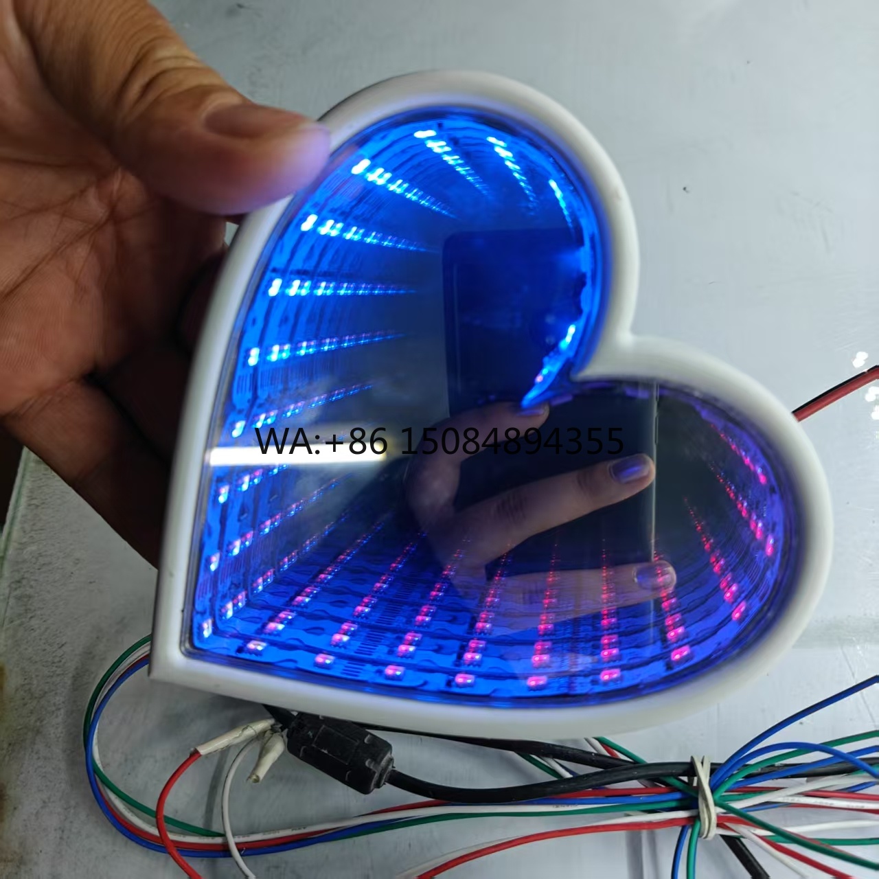 Car Mirror - 3D Çok Renkli Sonsuz Ayna Duvar